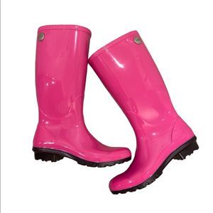 EUC UGG Shaye Rain Boots BARBIECORE Size 7